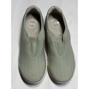 BZees Slip-On Comfort Shoes Sage Green Washable Sneakers, Stretch Knit, Size 9